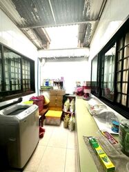 Llyn Gardens (D19), Terrace #500420401